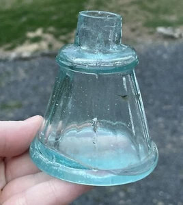 Rara bottiglia d'inchiostro calamaio vetro blu a forma di cono d'acqua antica XIX secolo con pannelli - Foto 1 di 12