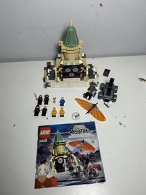 LEGO Avatar: The Last Airbender: Air Temple (3828) With Extra