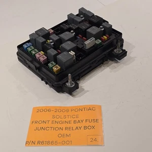 06-09 PONTIAC SOLSTICE Bahía de motor delantero Caja de relé de conexión de fusibles R61865-001 OEM - Imagen 1 de 11