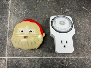 Santa Night Light - Picture 1 of 2
