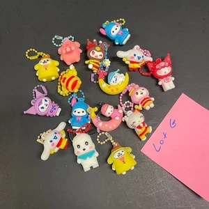 16 Piece Lot of Sanrio Surprise Keychain Figures NEW Lot G - Picture 1 of 3