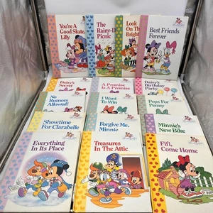 Disney Minnie N Me Best Friends Collection Books Lot 16 Vintage * HAVE WEAR * - Bild 1 von 24
