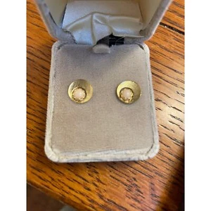 Maui divers coral and gold post back earrings in gold - Picture 1 of 5