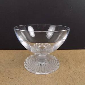 Lalique Elvire Crystal Footed Dessert Bowl France Frosted Petal Foot 3.5" x 4.5" - Picture 1 of 6