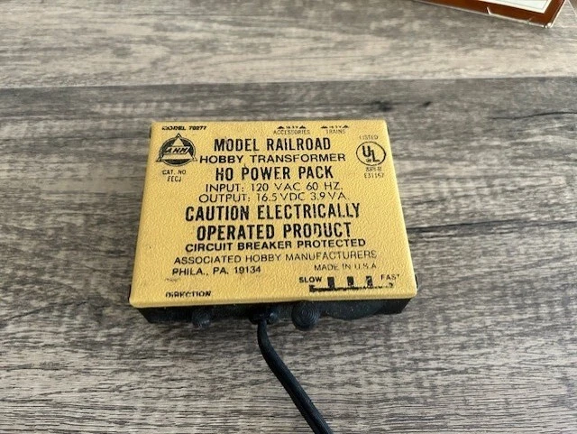 AHM HO SCALE LINE POWER PACK 889B MODEL RAILROAD TRAIN  - Image 1 of 1