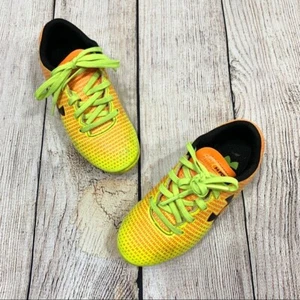 Zapatos de fútbol Under Armour niños amarillo naranja talla 11K - Imagen 1 de 7