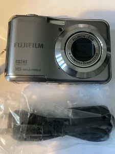 FUJI FINEPIX AX550 SILBER 16MP Boxed TOP + GETESTET Digital Pocket Kamera - Bild 1 von 8