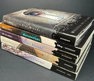 BLUE BLOODS Series by Melissa de la Cruz Lot of 5 HC Books #2-7 VG - Picture 1 of 20