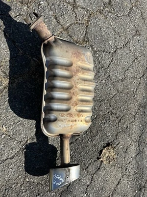 Conjunto de escape silenciador trasero izquierdo Kia Optima 2011-2015 OEM SE Jung VGM40S Foto 1 de 4