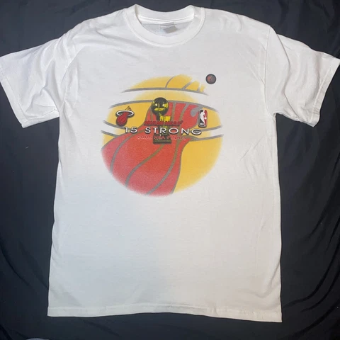 Miami Heat 2006 NBA Finals Champions 15 Strong Dwayne Wade & Shaq T Shirt Mens M Cover