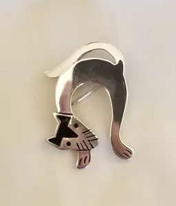 STERLING SILVER CAT PIN ENAMELED TAXCO MEXICO ARTIST TS 79 - Picture 1 of 3