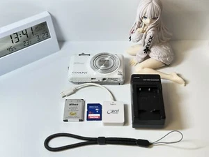 Nikon COOLPIX S6600 16MP 12 x Zoom Compact Digital Camera White Only One!!! - Picture 1 of 16