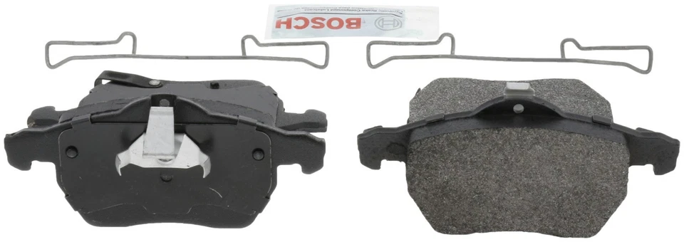 Комплект передних дисковых тормозных колодок Bosch BP819 для 99–09 Saab 9–5 9–3 Saturn L300 L200 - Изображение 1 из 4