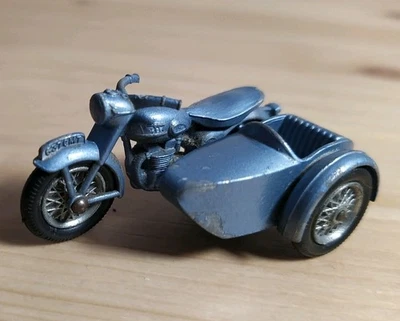 Matchbox Lesney #4 Triumph T110 Motorcycle & Sidecar - Original Vintage - Image 1 of 4