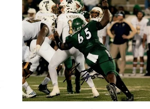 LARRY OGUNJOBI CHARLOTTE 49'ERS SIGNED 8X10 PHOTO W/COA #3 - Picture 1 of 1