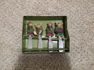 Set of 4 St. Nicholas Square Heartland Spreaders Christmas Reindeer - Image 1 of 4