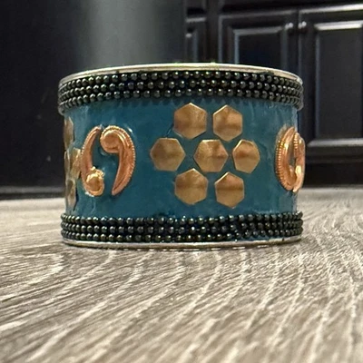Brazalete Brazalete Metal Plateado Hecho a Mano Turquesa con Diseños Latón Dorado Foto 1 de 4