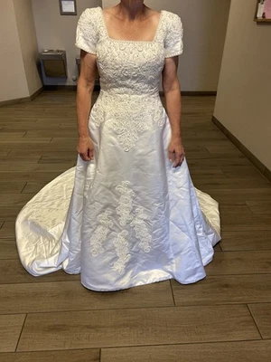 Vintage Morilee by zurcion method prestige wedding dress size 14 bead pearl lace - Image 1 of 4