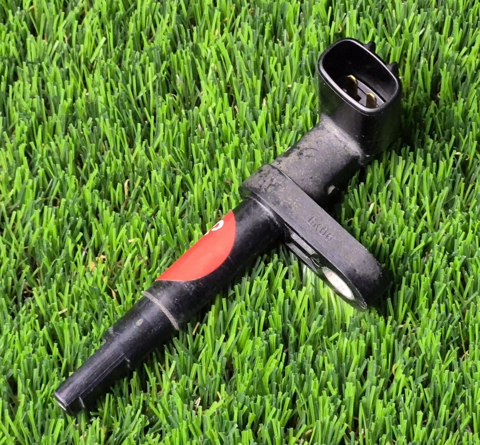 Sensor de velocidad de rueda ABS trasero derecho Lexus IS250, LS460, LS600H 89545-30070 OEM Foto 1 de 4