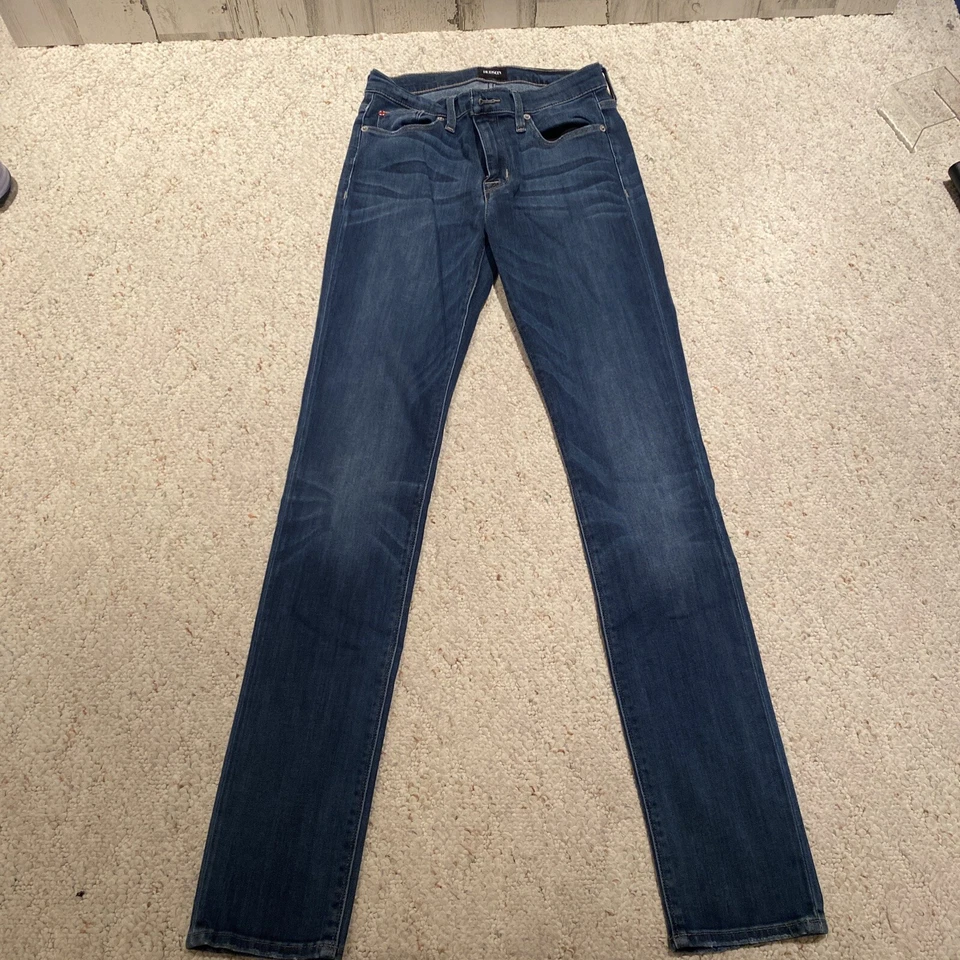 Pantalones de mezclilla ajustados de tiro medio brillantes para mujer Hudson azules talla 27 entrepierna 31’ Foto 1 de 4