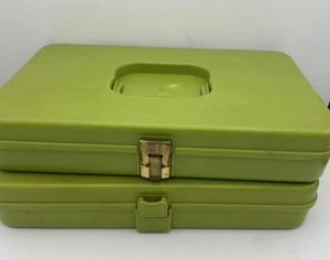 Wil-hold Sewing Thread Spool Holder Green Wilson Mfg Plastic Vintage Lot 0f 2 - Picture 1 of 5