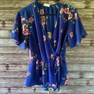 Sienna Sky Women's/Junior's Short-Sleeved Blouse Size S Blue Faux-Wrap Floral - Picture 1 of 10