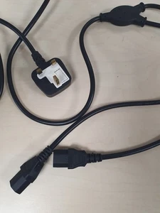 Volex UK Plug To 2x C13 Socket Y-Junction 10A Max - Picture 1 of 3