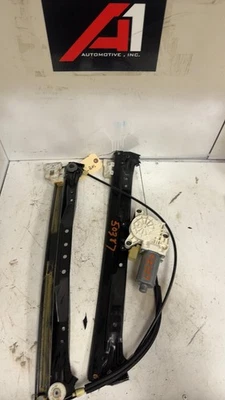 09-14 REGULADOR PUERTA DELANTERA PASAJERO DERECHO VOLKSWAGON ROUTAN CON MOTOR ELÉCTRICO Foto 1 de 4