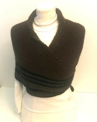 Claire's Fraser's Ridge Shawl From Outlander Season 4 Printed Knitting Pattern - Image 1 of 4