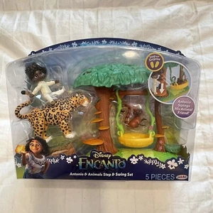 Juego de 5 figuras y figuras de paso y columpio de Disney Encanto Antonio & Animals - Imagen 1 de 4