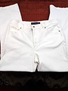 Gloria Vanderbilt Amanda Jeans Women's White Denim Size 14 Stretch 29" Inseam - Picture 1 of 4