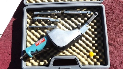 DYNABRADE *¡CASI COMO NUEVO!" 14010 "DYNAFILE" ¡JUEGO DE LIJADORA DE BANDA PROFESIONAL!  COSTO $1215.36 ¡NUEVO! Foto 1 de 4