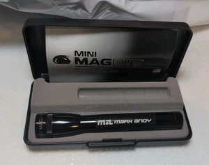 Linterna Mini Maglite 6" Mark Andy Press Marca  - Imagen 1 de 2