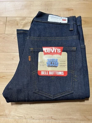 Pantalones de mezclilla acampanados Deadstock años 80 Levi’s 646 0917 Bell Bottom azules 29x31 raros Foto 1 de 4