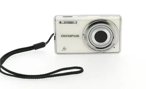Olympus FE-4010 12 MP avec objectif Olympus 4.65- 18.6 mm, F2.6-5.9 Wide - Photo 1/8
