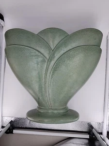 MCM Royal HAEGER - art deco TULIP gladiola GLADIOLUS FAN VASE GREEN Flower-Ware - Picture 1 of 10