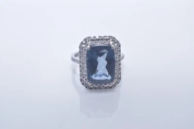 Anel designer de ouro branco 14k com topázio azul Londres e diamante - Imagem 1 de 4