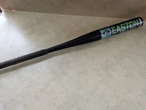 Easton S11 3430 Softball Bat 34" 30 oz Light Weight Thin Grip. USA. - Picture 1 of 10