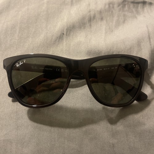 RAY BAN Occhiali da sole Ray Ban P unisex NERO LUCIDO RB 4184 601 9A 54 17 145 3P
