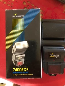 Promaster 7400EDF flash, for Canon digital cameras - PRE-OWNED - RETAIL $169 - Picture 1 of 1