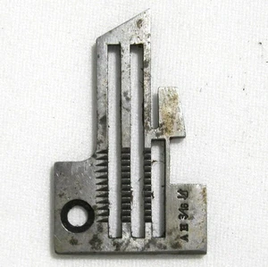 UNION SPECIAL 39524AH AH 3/16" Aguja Garganta Placa Máquina Overlock Industrial - Imagen 1 de 3