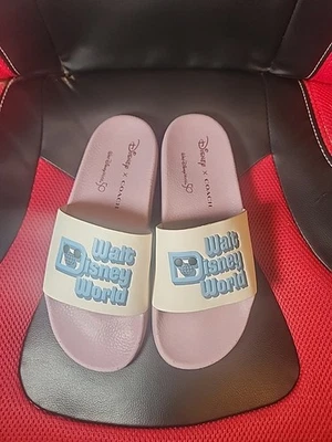 Diapositiva deportiva COACH x Disney World 50 aniversario para mujer 7 - púrpura hielo Foto 1 de 4