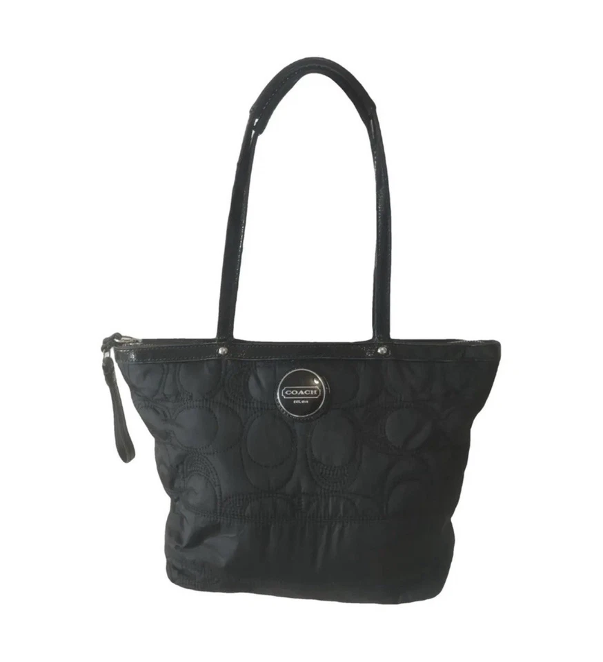 Bolso de Mano Coach - Princess Street Dome de Tela - LIMPIO - USADO EN EXCELENTE ESTADO Foto 1 de 4