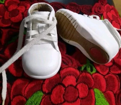 Stride Rite Jamie II Stage 3 Boys 3 1/2 M White Leather Baby Shoes Lace Up - Image 1 of 4