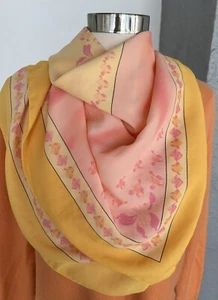 de"Ogos vintage square silk scarf pink & yellow tie-dyed with floral print - Picture 1 of 11
