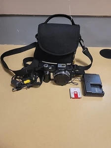 Sony Cyber Shot DSC-H3 8.1MP Black Digital Camera with Charger  - Picture 1 of 5