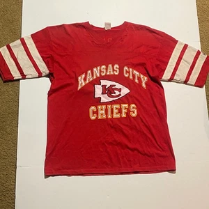 Vintage Logo 7 Inc Football T-Shirt Men's XL Red Kansas City Chiefs Graphic Logo - Picture 1 of 17