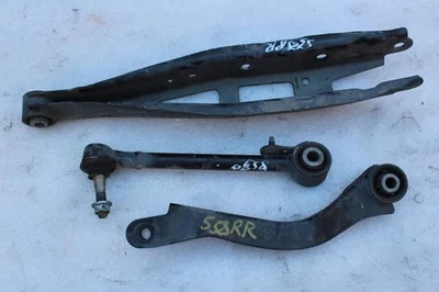 Subaru Impreza WRX 2018 lado del pasajero derecho brazos de control inferiores traseros 3 piezas Foto 1 de 4