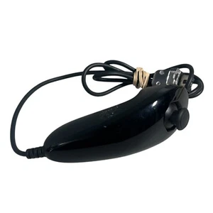 Black Nintendo Wii Nunchuck Controller OEM Official RVL-004 TESTED Works - Picture 1 of 3