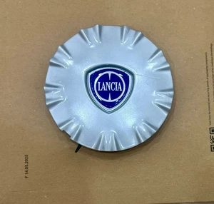 Coppetta Coprimozzo per cerchi in lega LANCIA MUSA 13.5 cm 2007/2011 - Picture 1 of 1